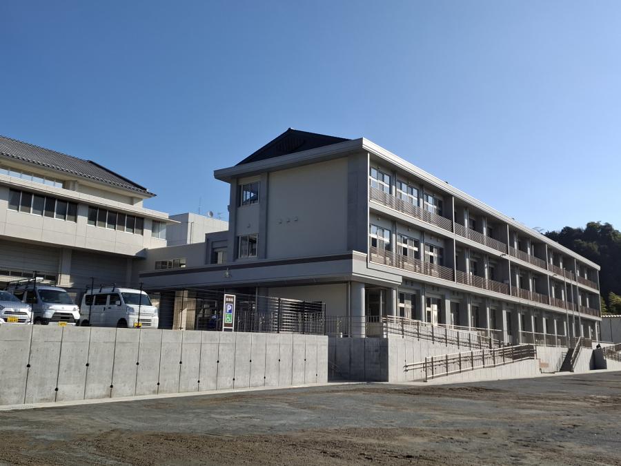 外観西