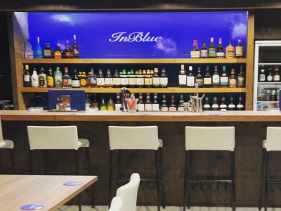 Inblue(インブルー)の店内