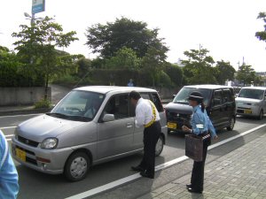 夏の交通安全県民運動のようす