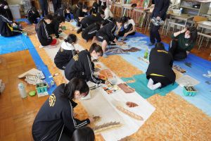 富士宮東高等学校の制作風景